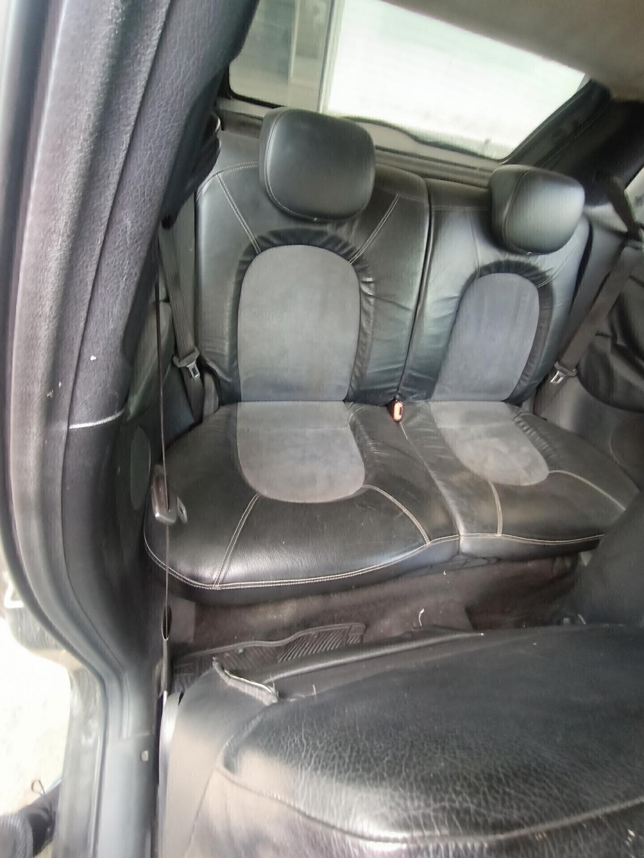lancia ysilon 1.3 MJET MOTORE RIFATTO KM PERCORSI SOLO 175000 €3.400 TRATT. MomoDesign 2008
