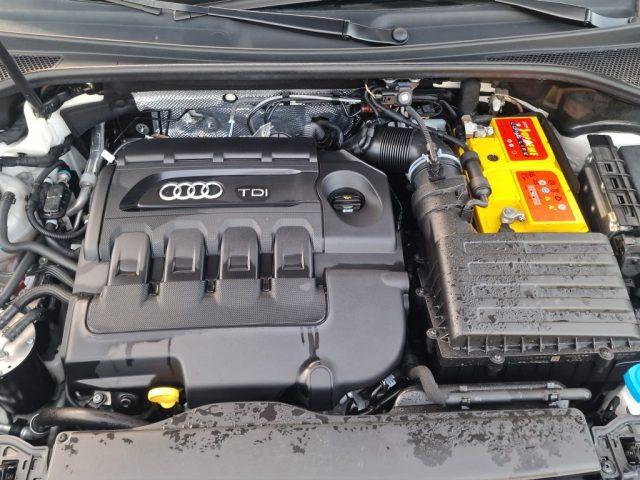 AUDI Q3 35 TDI S tronic Business Advanced