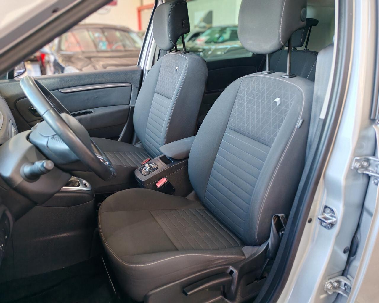 Renault Scenic 1.5 dCi 110CV Limited