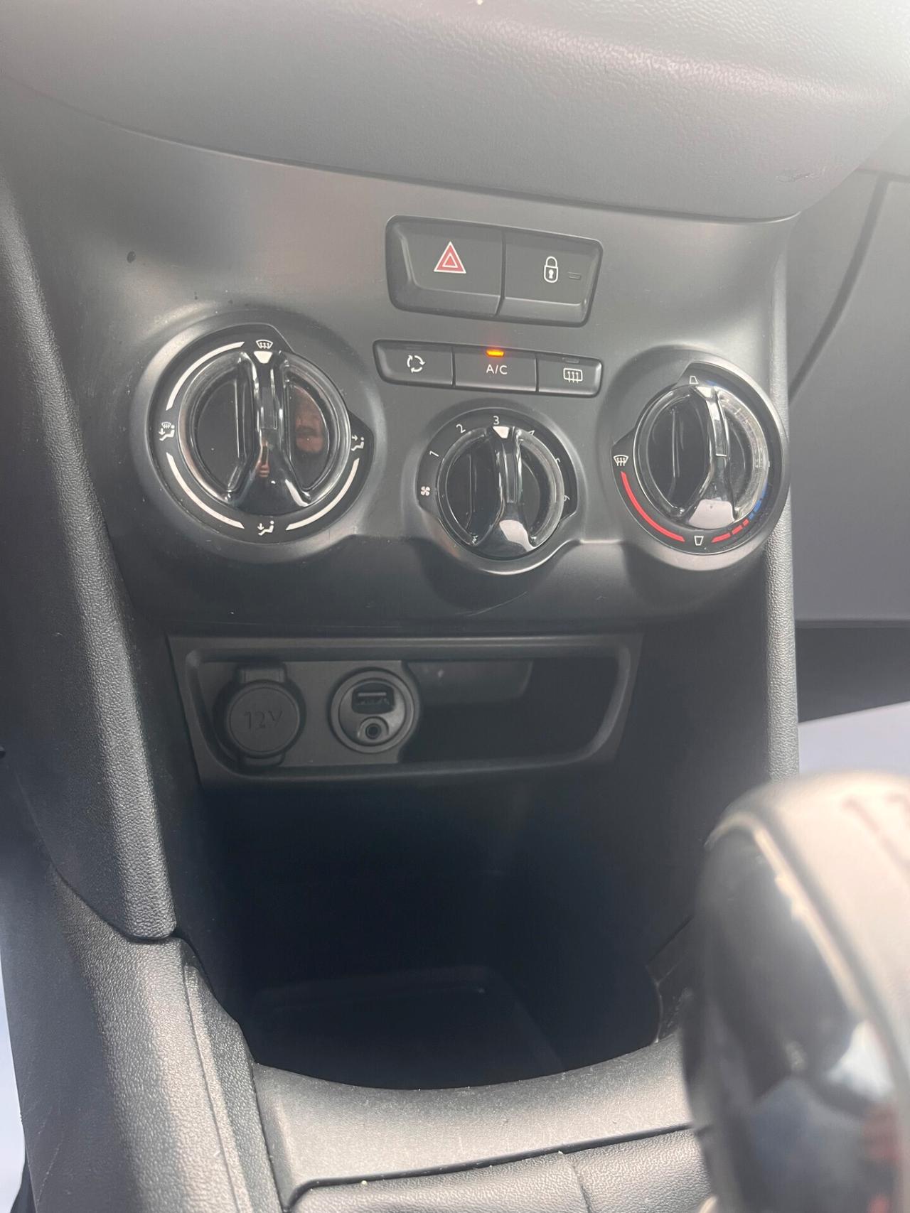 Peugeot 208 PureTech 82 5 porte Allure NEOPATENTATI