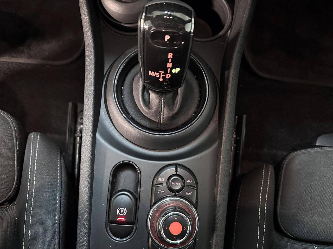 MINI Clubman Cooper S Mayfair Edition