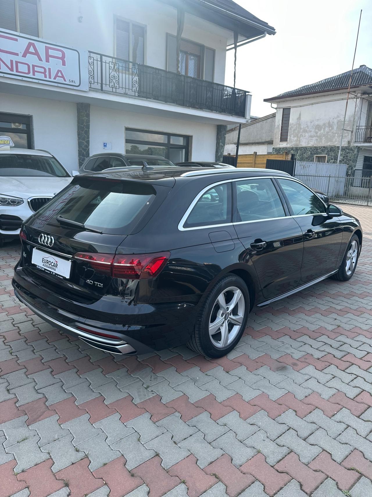 Audi A4 Avant 40 TDI quattro S tronic Business Advanced
