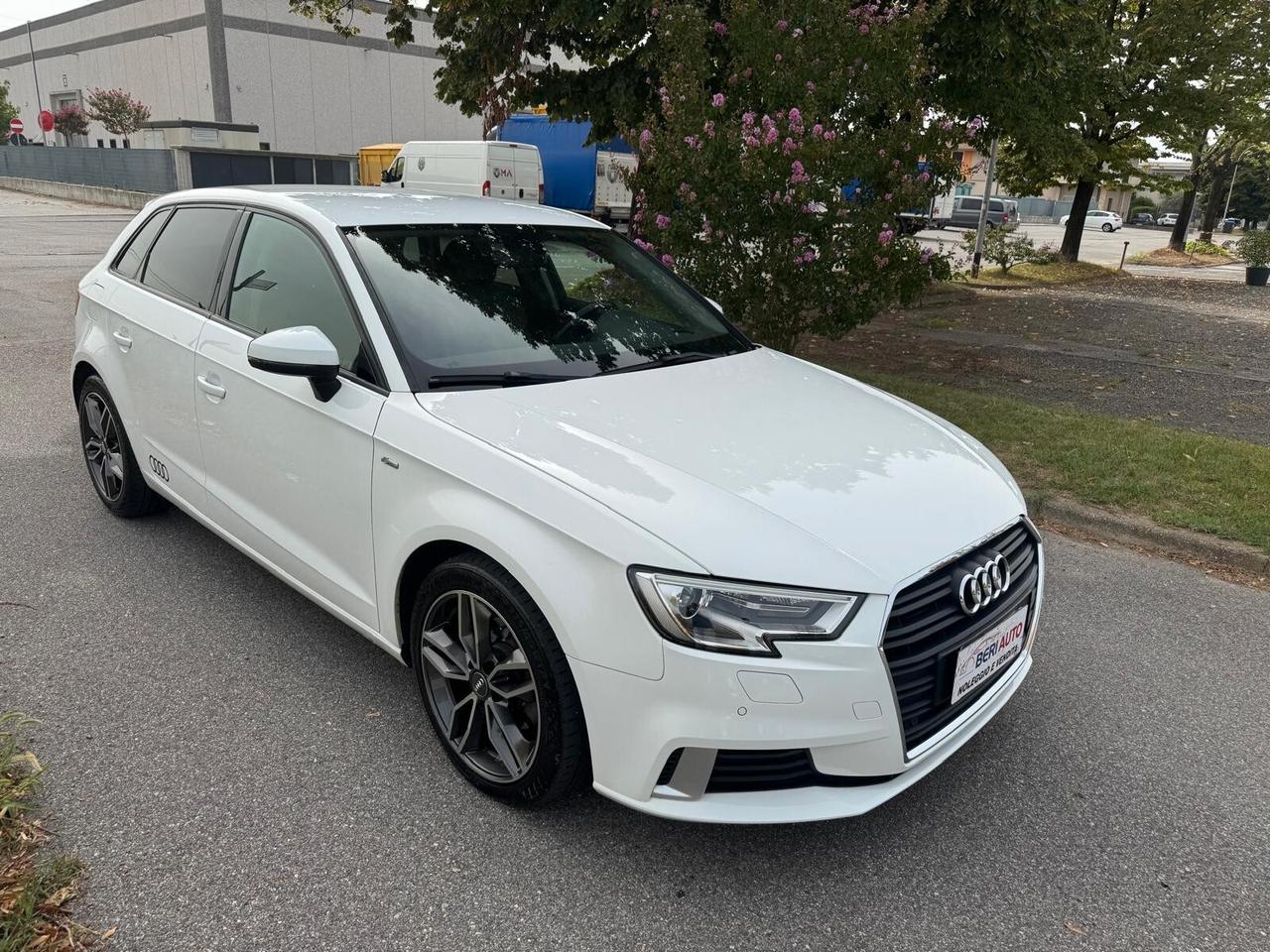 Audi A3 cambio manuale 5 porte