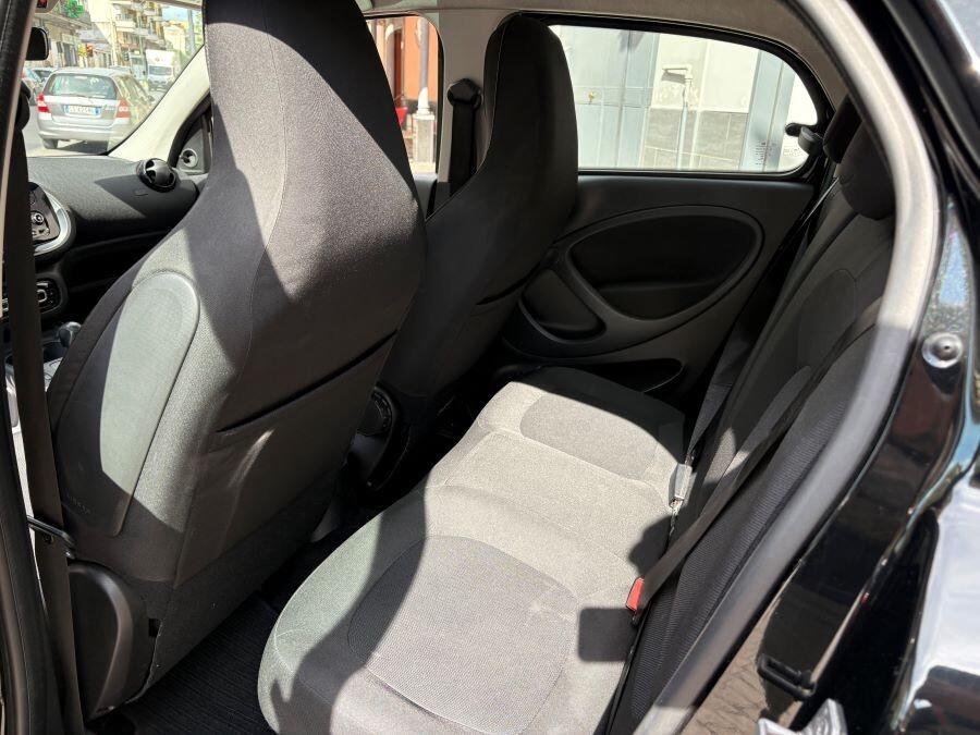 SMART FORFOUR 1.0 AUTOM PASSION CERTIFICATA NUOVA