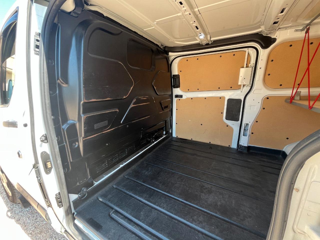 FORD Transit Custom 300 2.0 tdci 130cv Titanium L2H1 E6