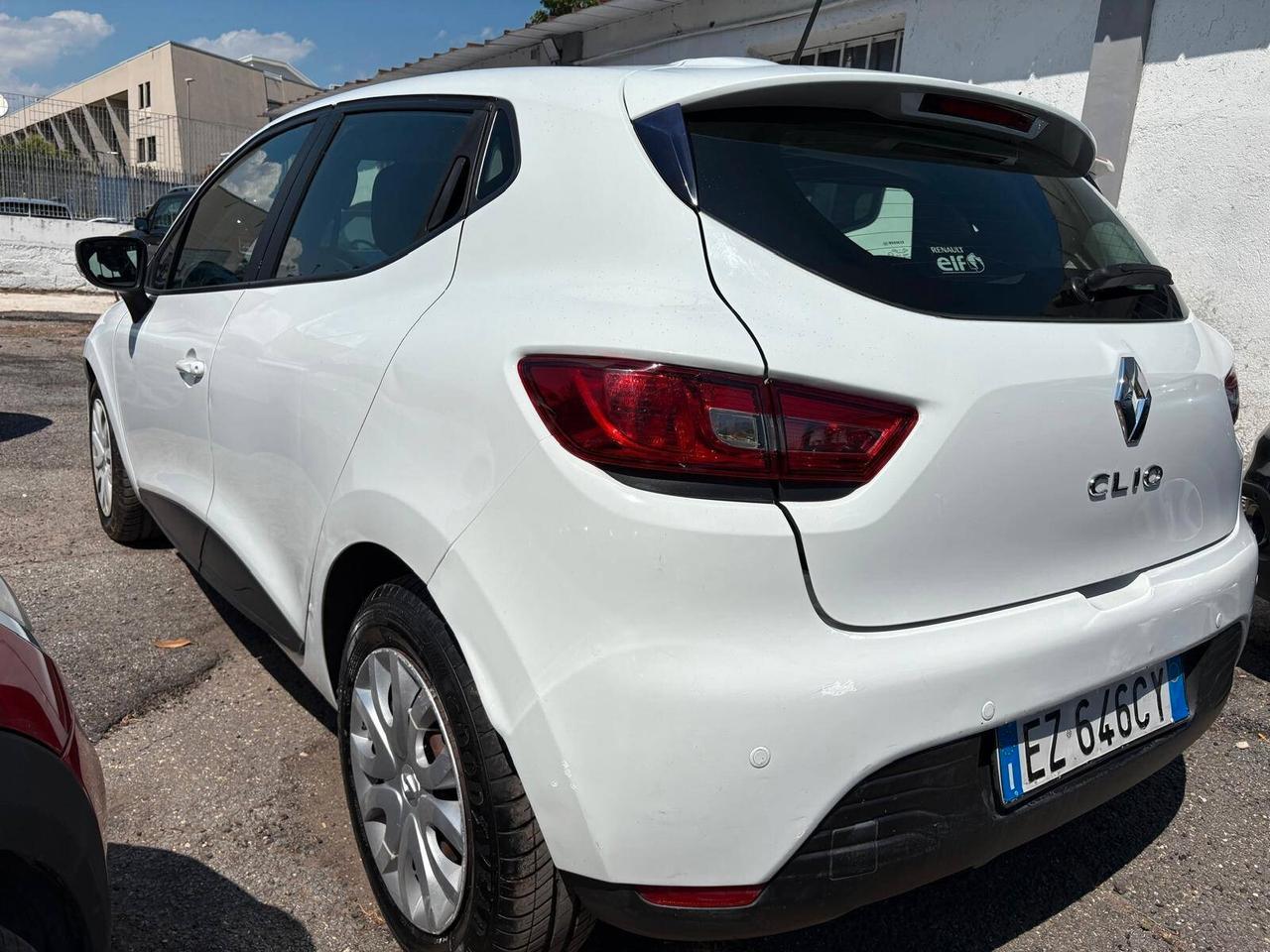 Renault Clio Sporter 1.2 75CV Live