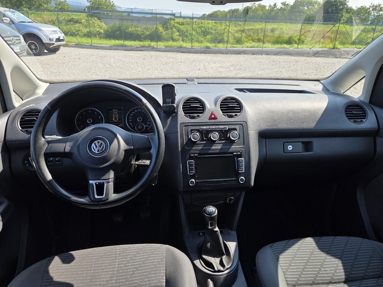 VOLKSWAGEN CADDY 1.2 BENZINA PASSO LUNGO DEL 2014