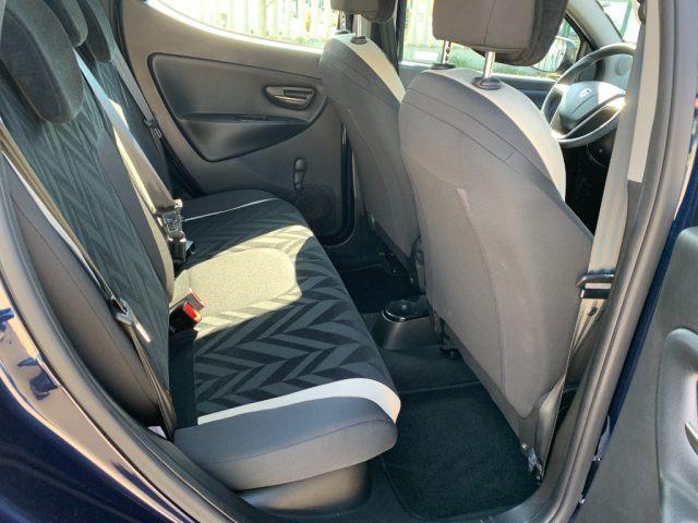 LANCIA Ypsilon 1.2 69 CV 5 porte PLATINUM