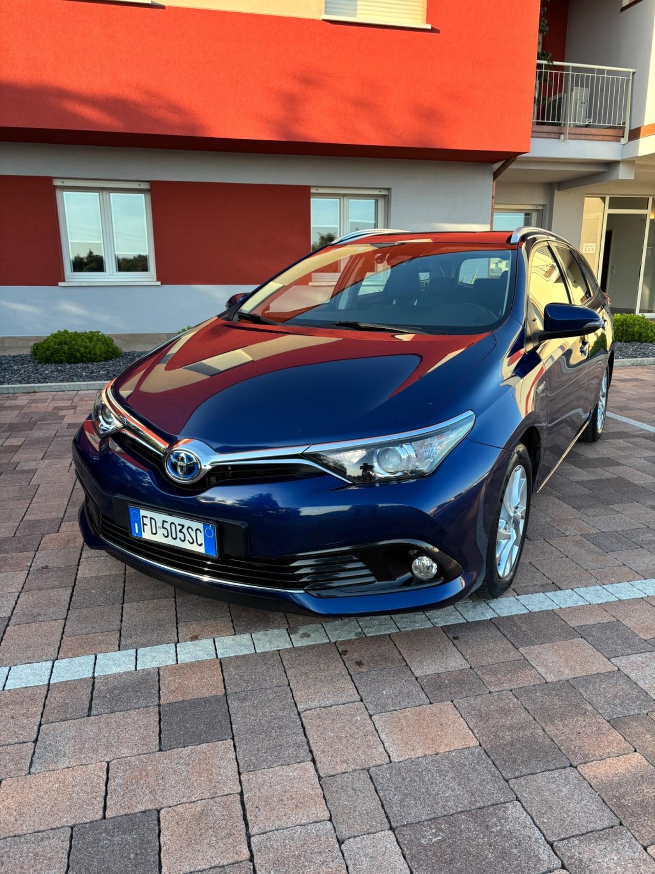 Toyota Auris Touring Sports 1.8 Hybrid Active