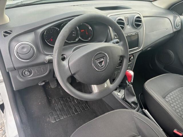 Dacia Sandero 1.2 GPL 75CV Ambiance bombole valide fino al 2025