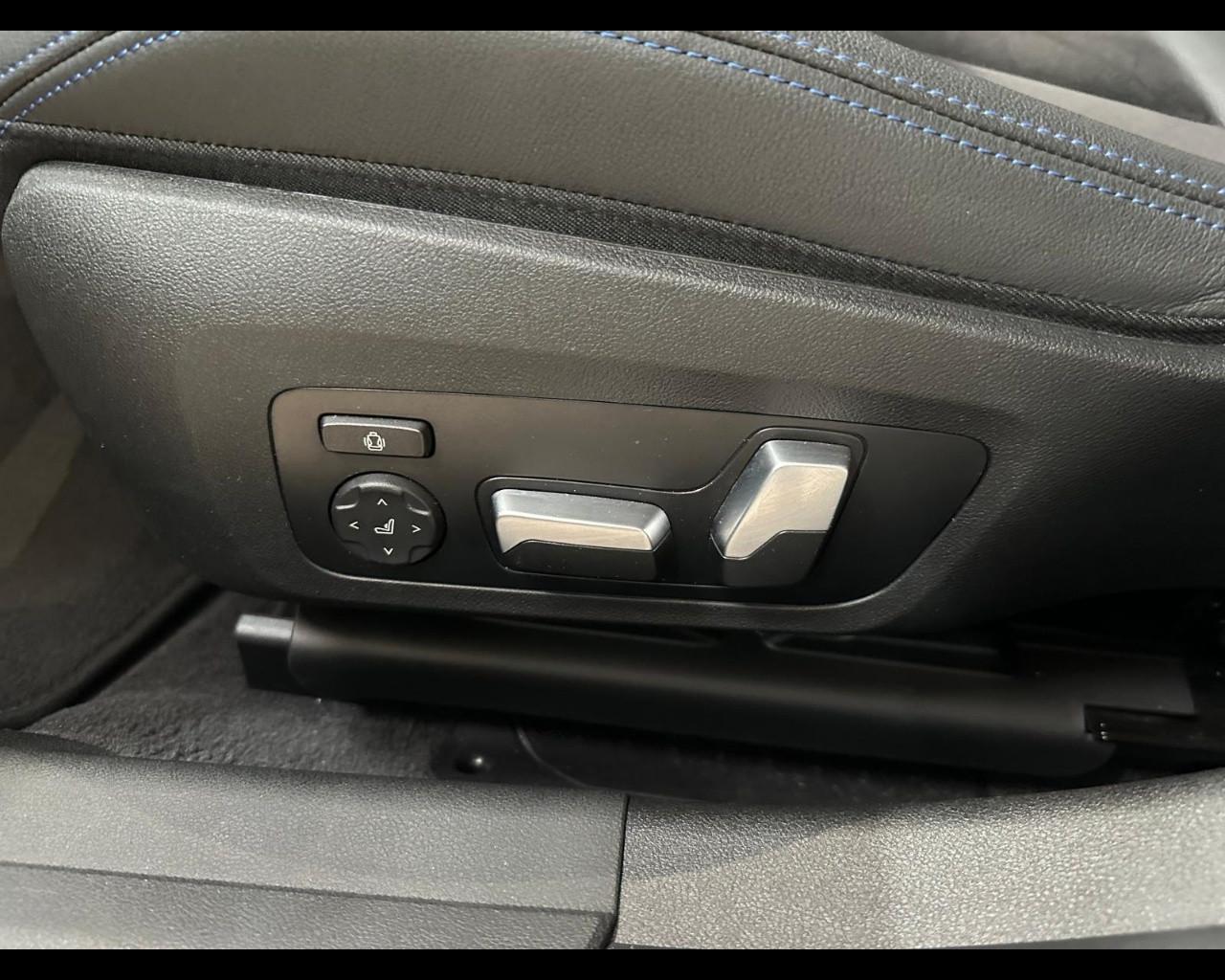 BMW Serie3(G20/21/80/81 - 320d 48V xDrive Touring Msport