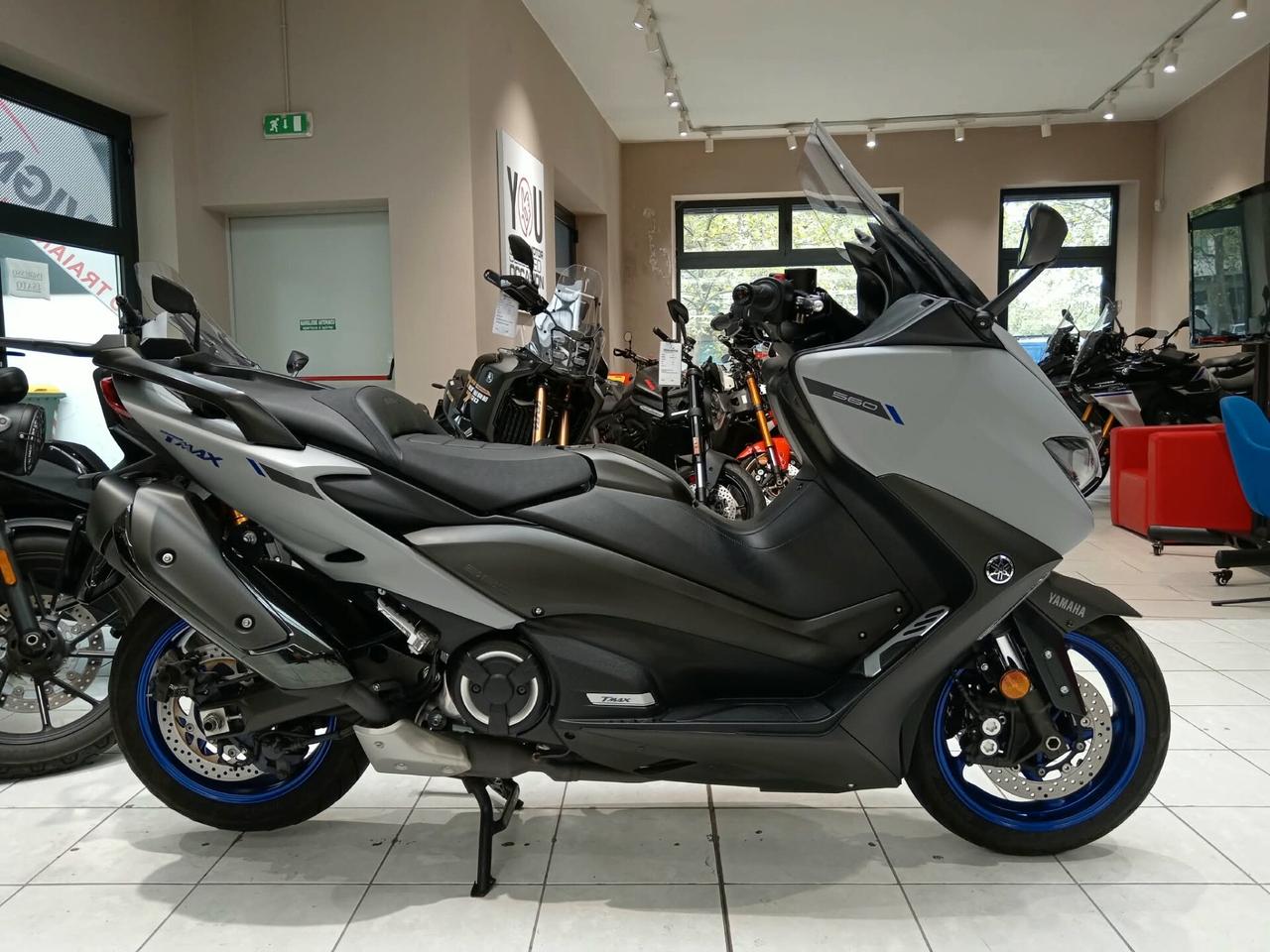 Yamaha TMAX 560 ABS