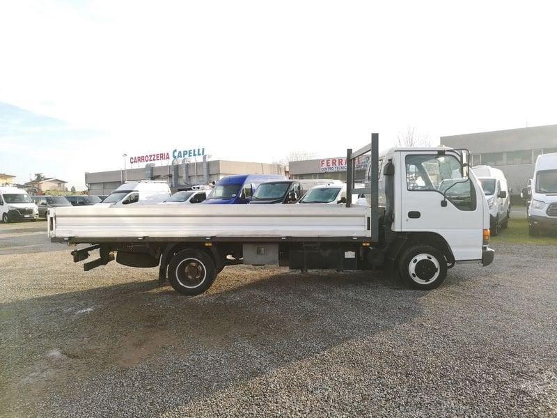 Isuzu NPR/NKR 1a serie NPR 55 2.8 TDI PM CASSONE FISSO