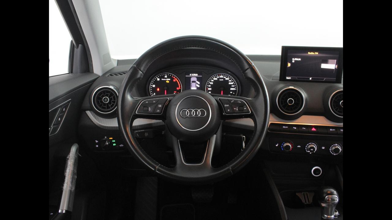 AUDI Q2 I 2017 - Q2 30 1.6 tdi s-tronic