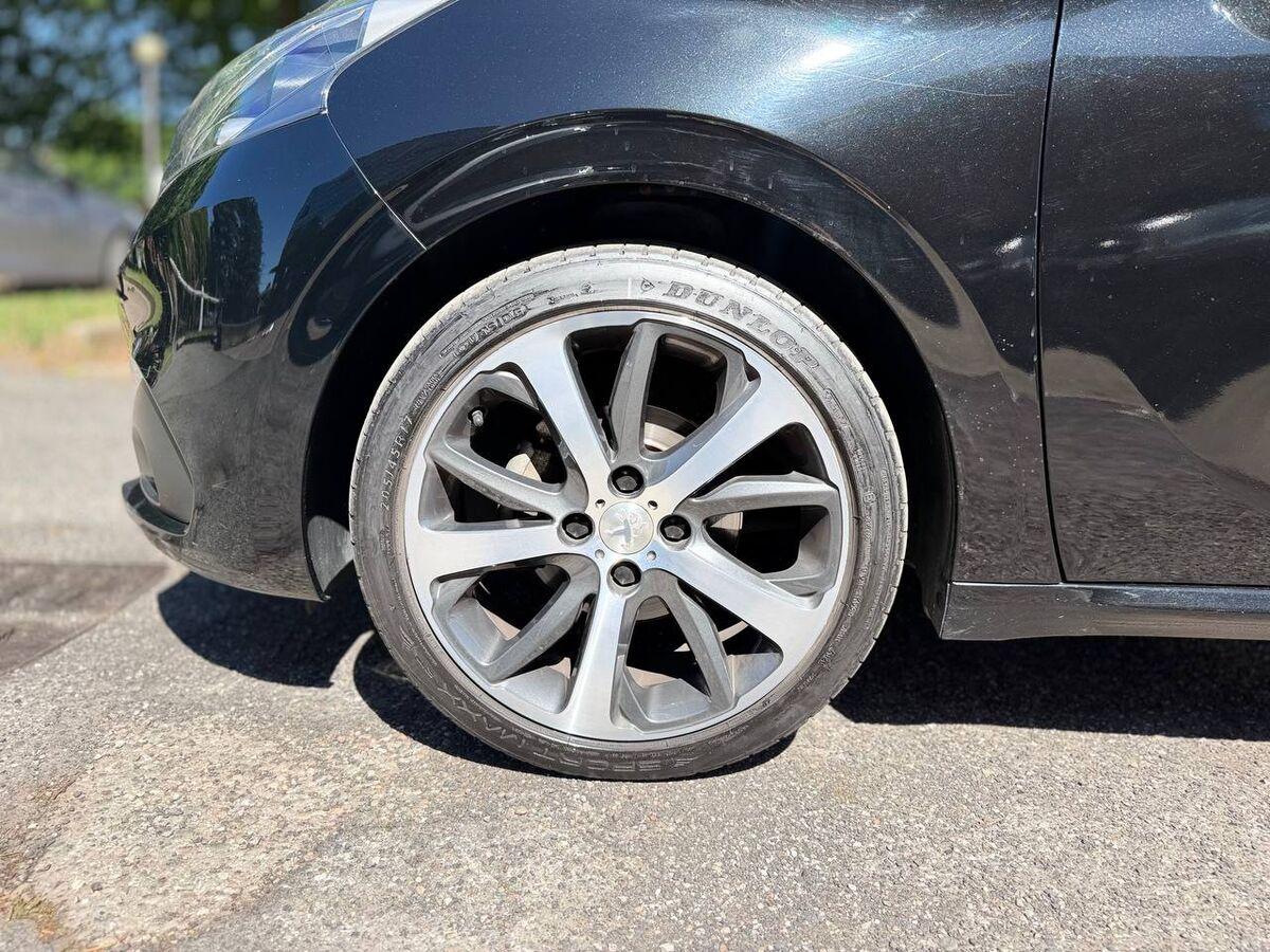 Peugeot 208 1.6 bluehdi Allure 75cv 5p