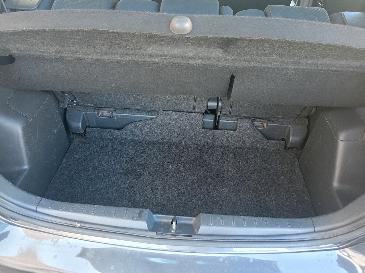 Toyota Yaris 1.300 5 porte