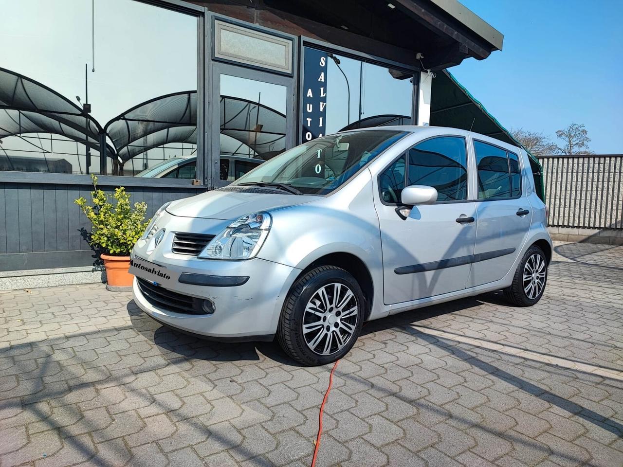 Renault Modus 1.2 uni-pro