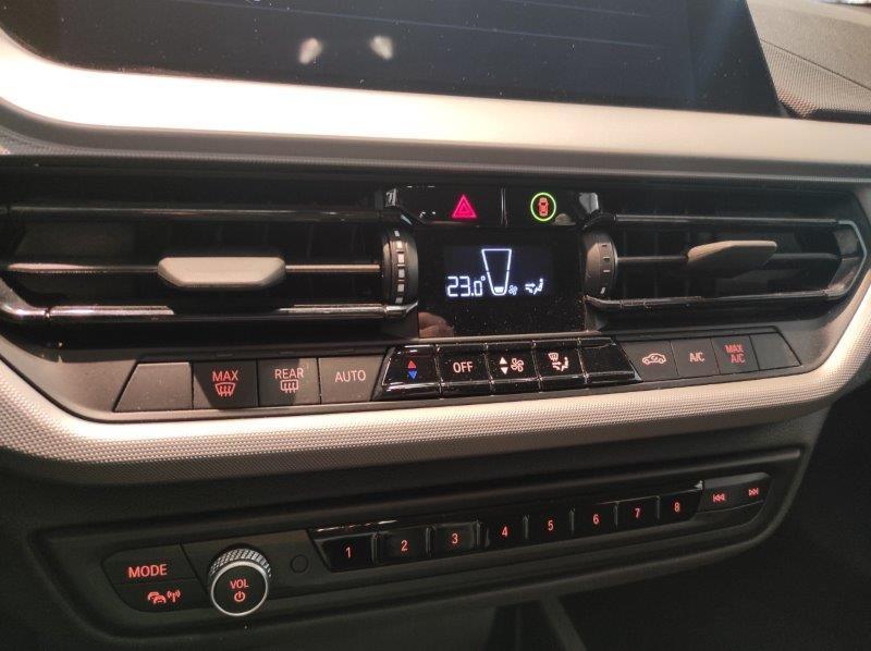 BMW Serie 1 (F40) - 116d 5p. Business Advantage