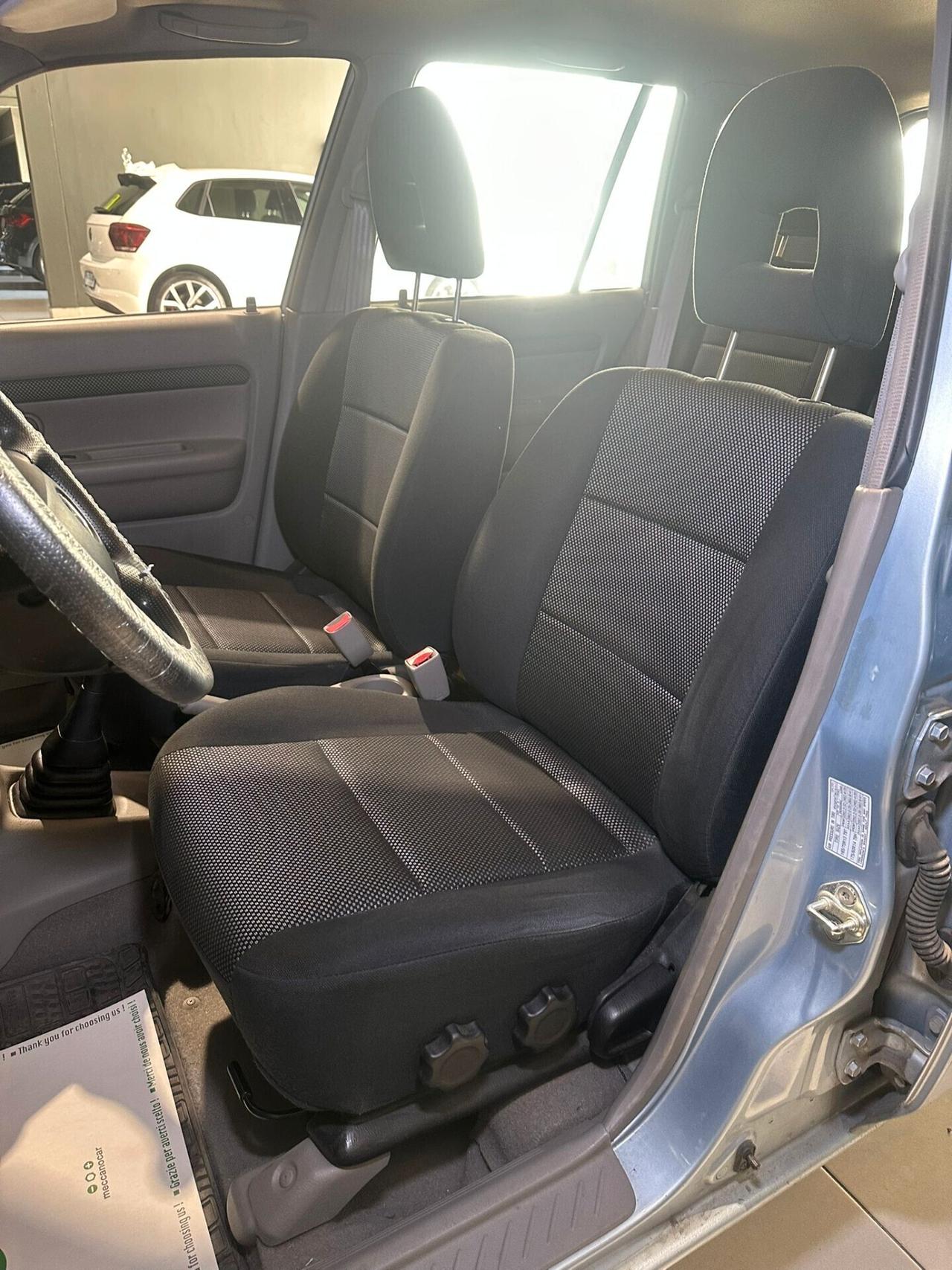 Mazda Demio 1.3i 16V High