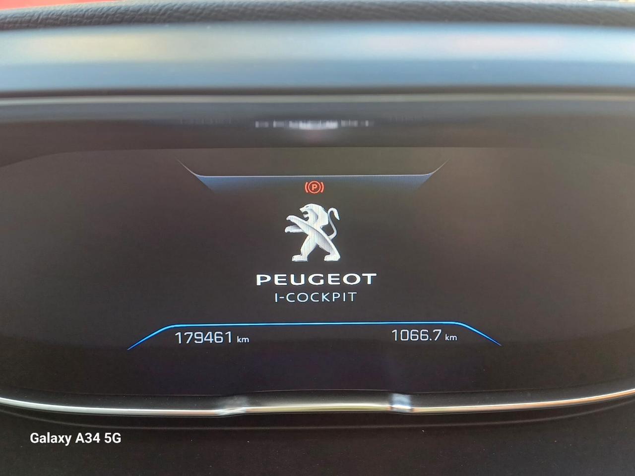 Peugeot 3008 BlueHDi 130 S&S EAT8 Allure