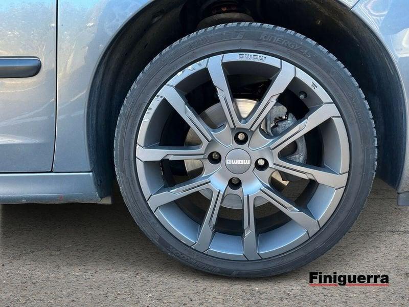 Peugeot 207 1.6 VTi 120CV CC Féline