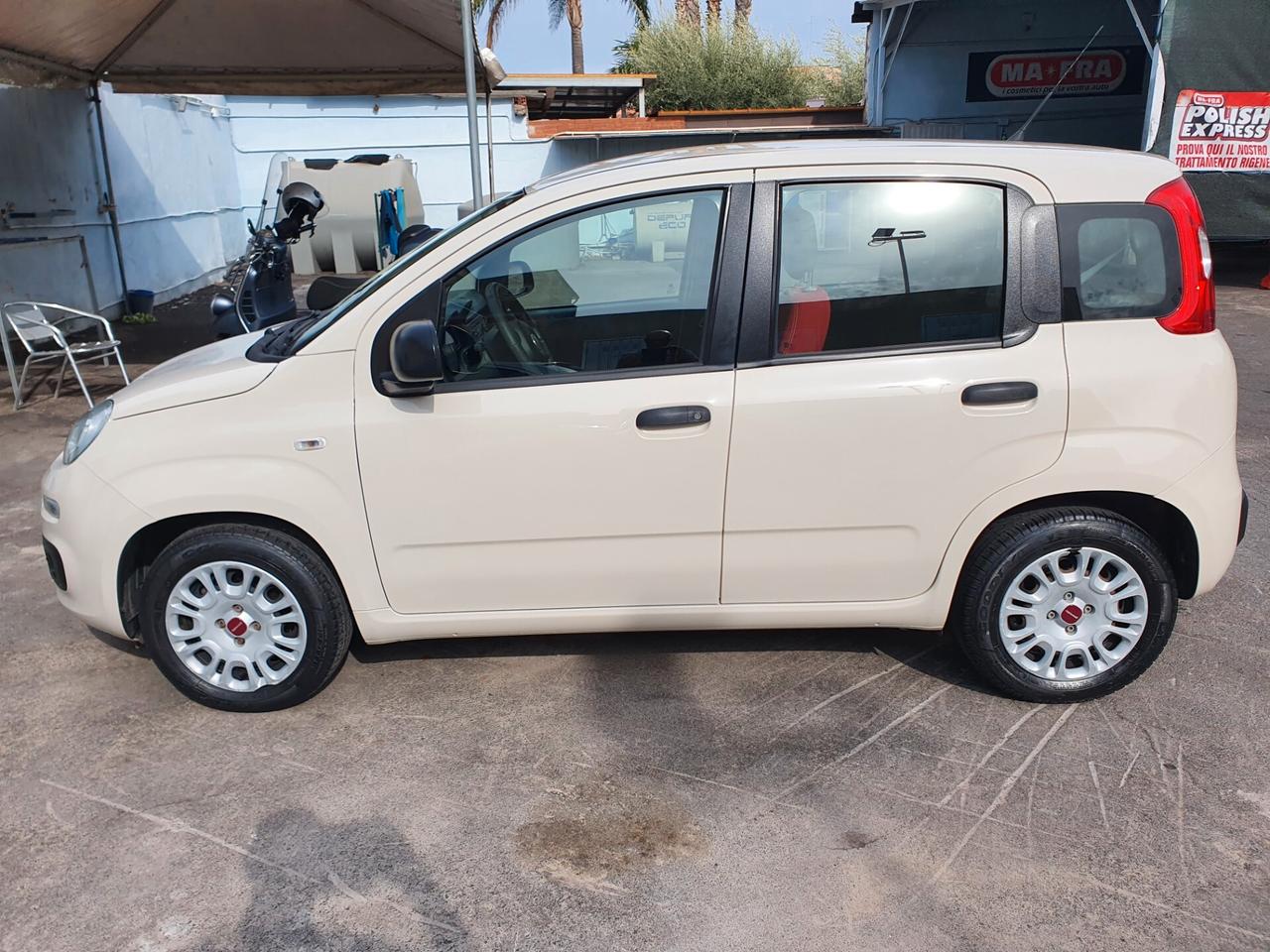 Fiat Panda 1.2 Easy km 28000 anno 2017