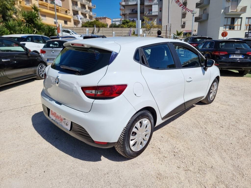 Renault Clio 1.5 dCi 75cv AUTOCARRO 4 POSTI