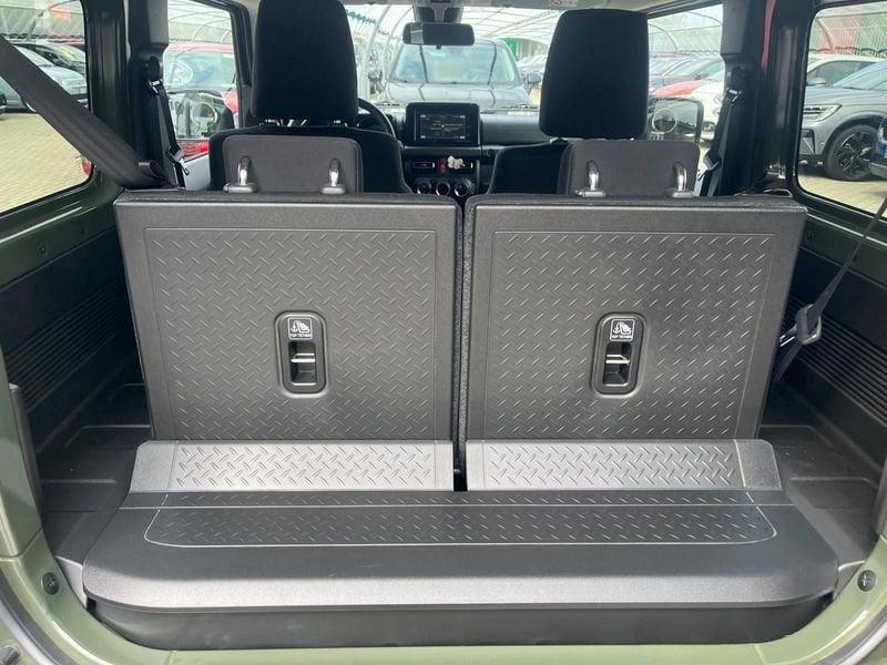 Suzuki Jimny Jimny 1.5 5MT Top