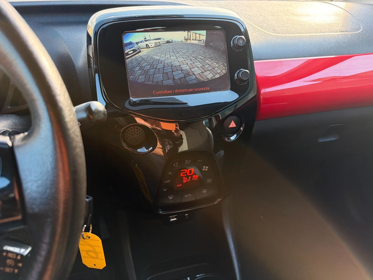 Toyota Aygo 1.0 VVT-i 69 CV 5 porte x-cool