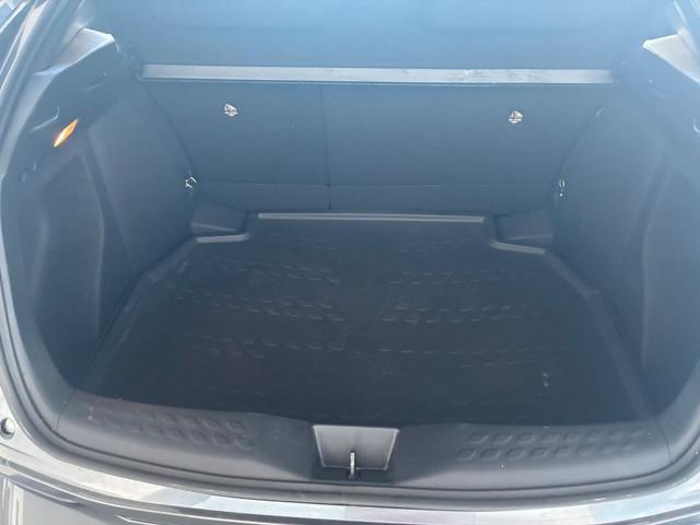 TOYOTA C-HR 1.8 Hybrid E-CVT Active