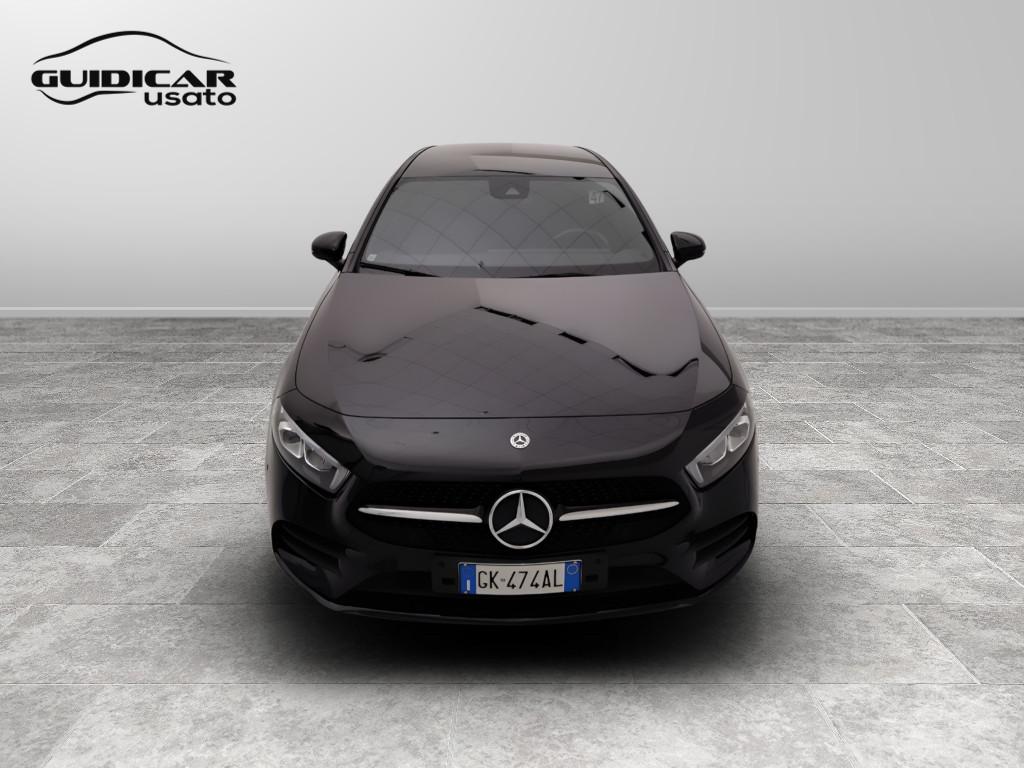 Mercedes-Benz Classe A - W177 2018 - A 180 d Premium Night edition auto