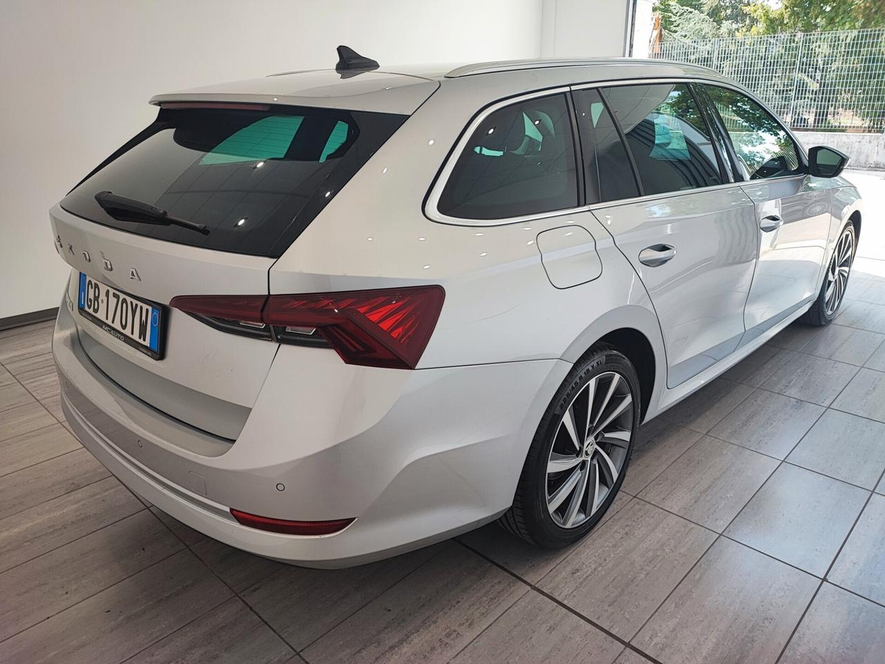 Skoda Octavia 2.0 TDI SCR Wagon Ambition