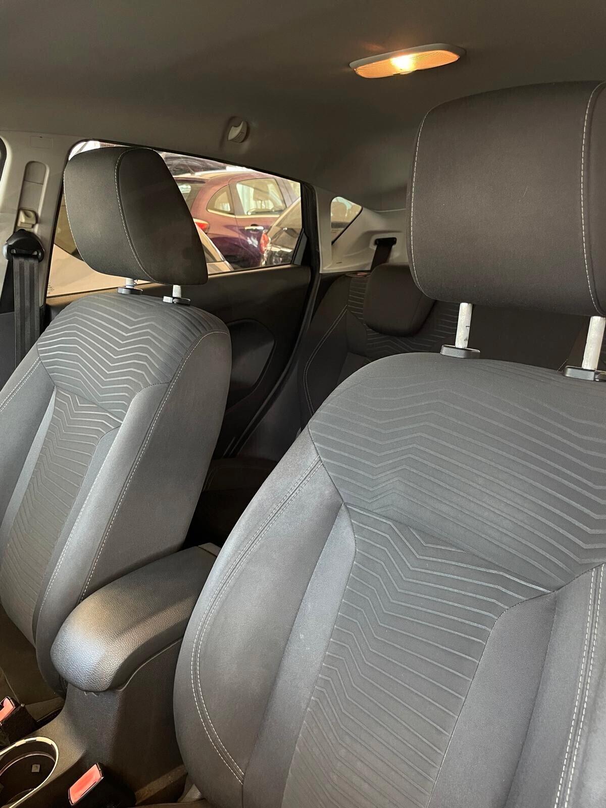 FORD FIESTA 1,2 BENZ.