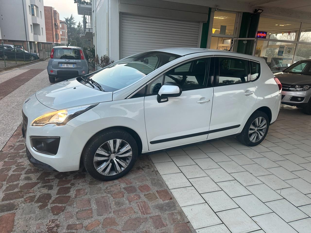 Peugeot 3008 1.6 HDi 115CV AUT.