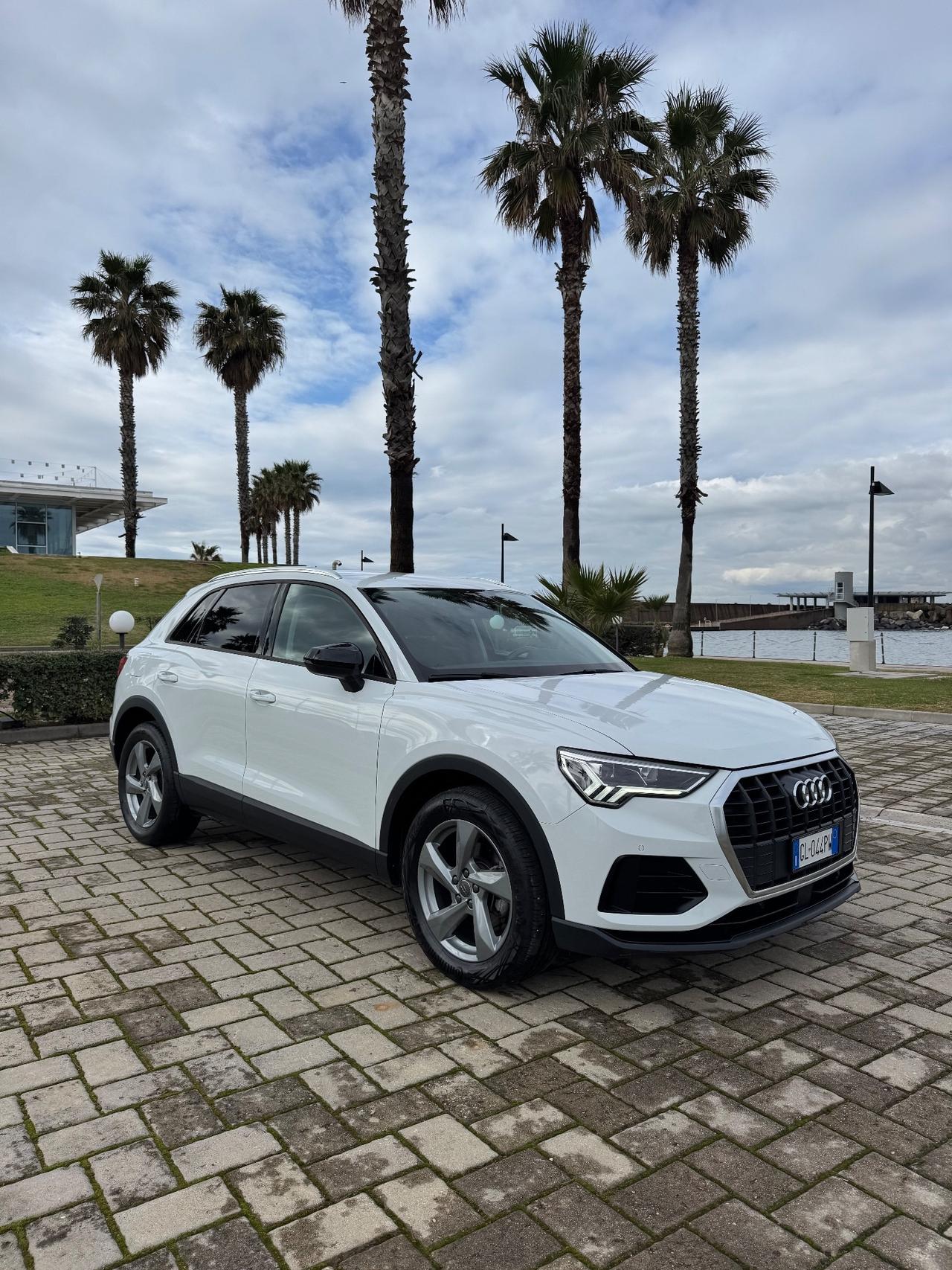 Audi Q3 45 TFSI e S tronic