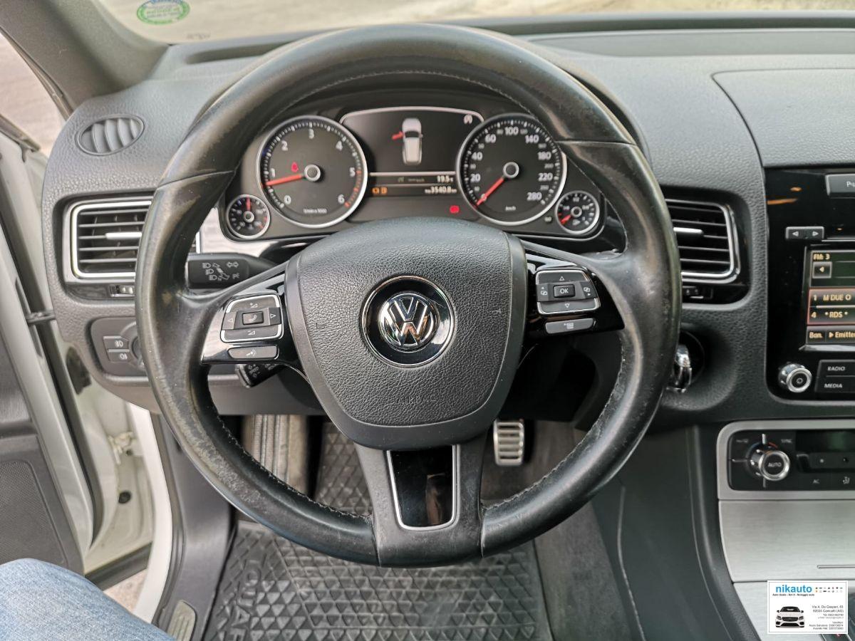 VOLKSWAGEN Touareg 3.0 V6 TDI 245CV BMT