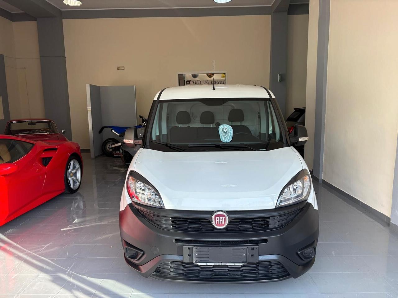 Fiat Doblo Doblò 1.6 MJT 120CV S&S PL-TN Cargo Maxi Lounge