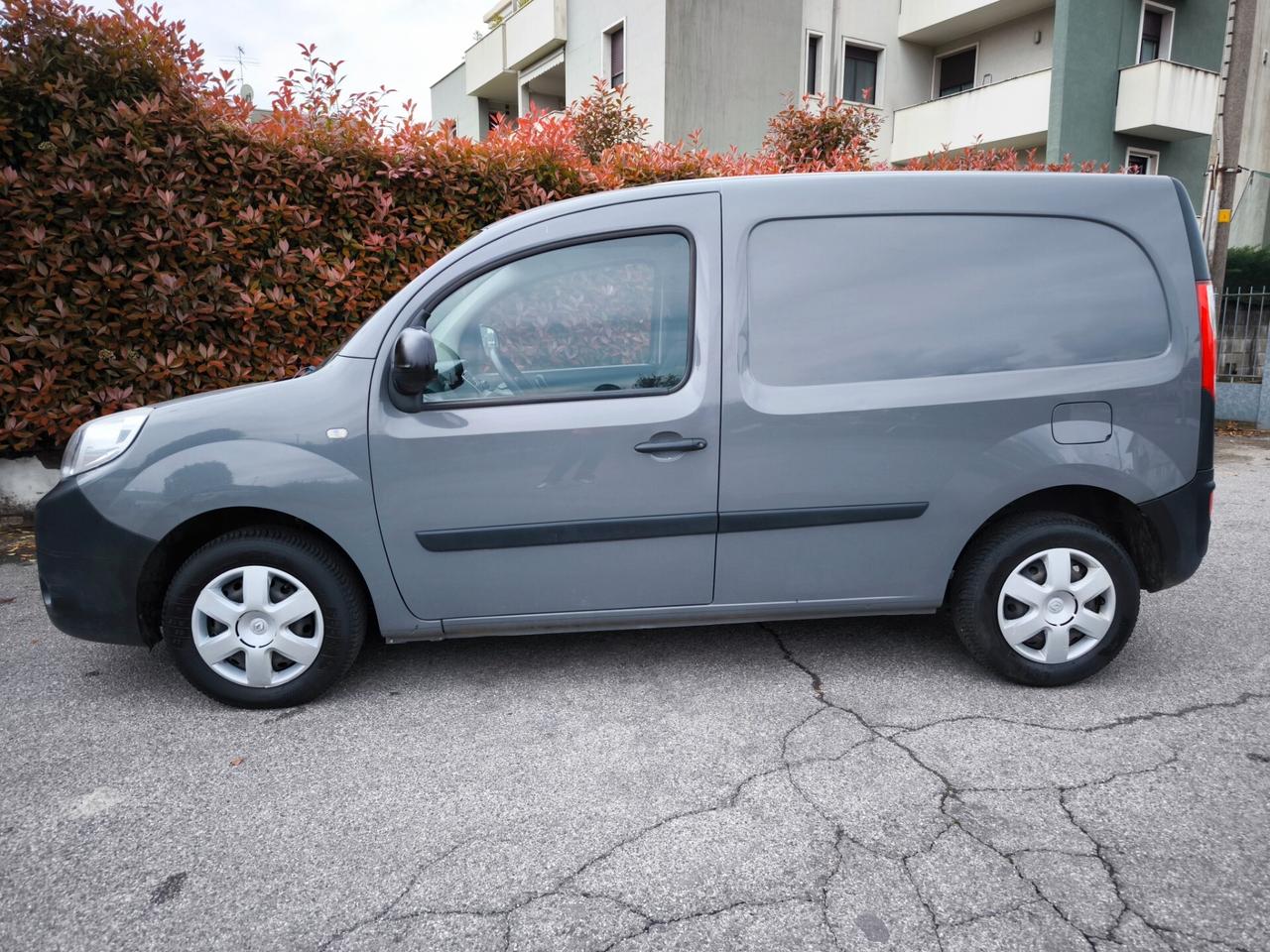 RENAULT KANGOO 1,5 DCI-KM 70000-2016-EURO 6B-IVA COMPRESA