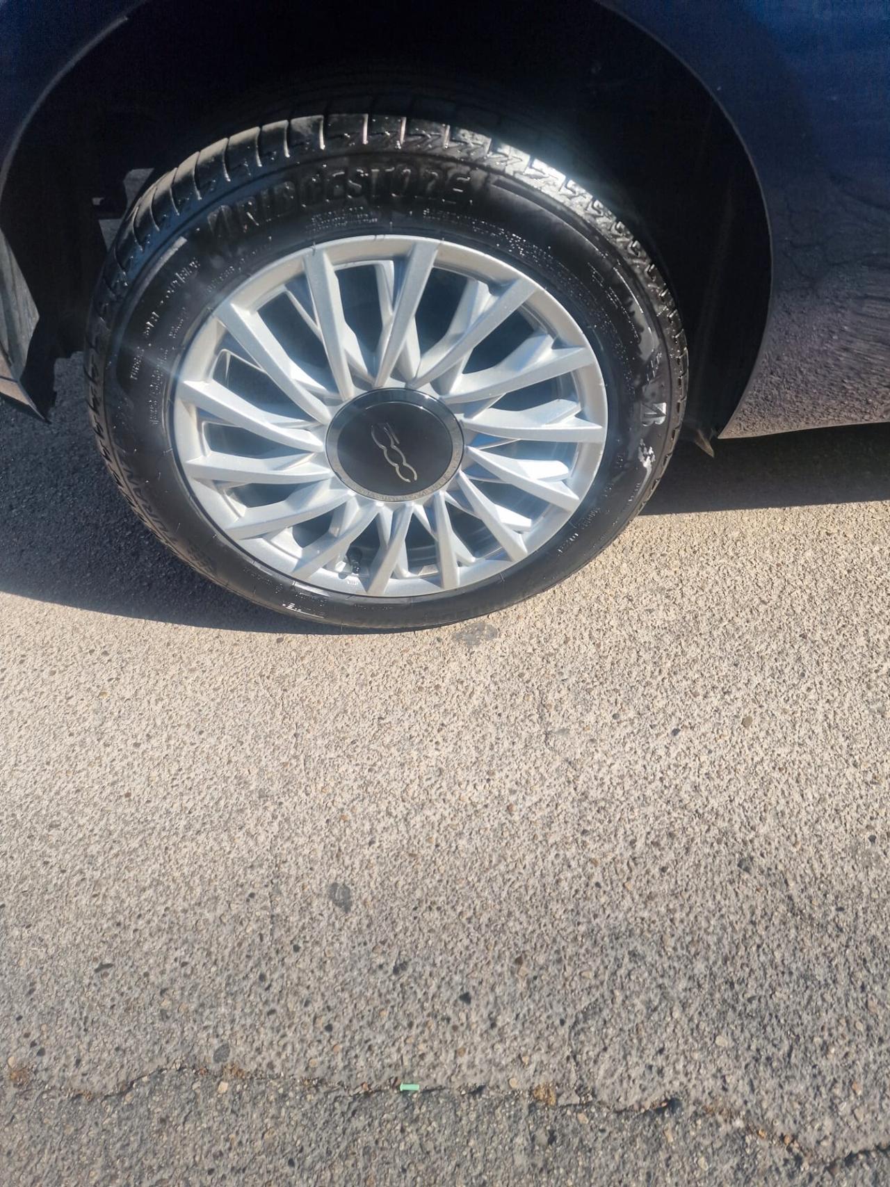 Fiat 500 1.0 Hybrid Dolcevita