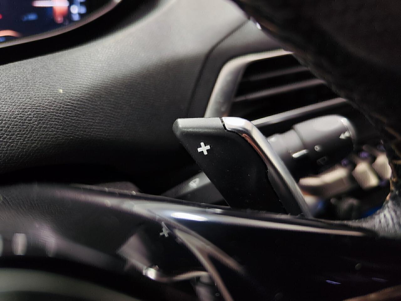 Peugeot 3008 BlueHDi 130 EAT8 GT Line Tetto Led Unico Proprietario