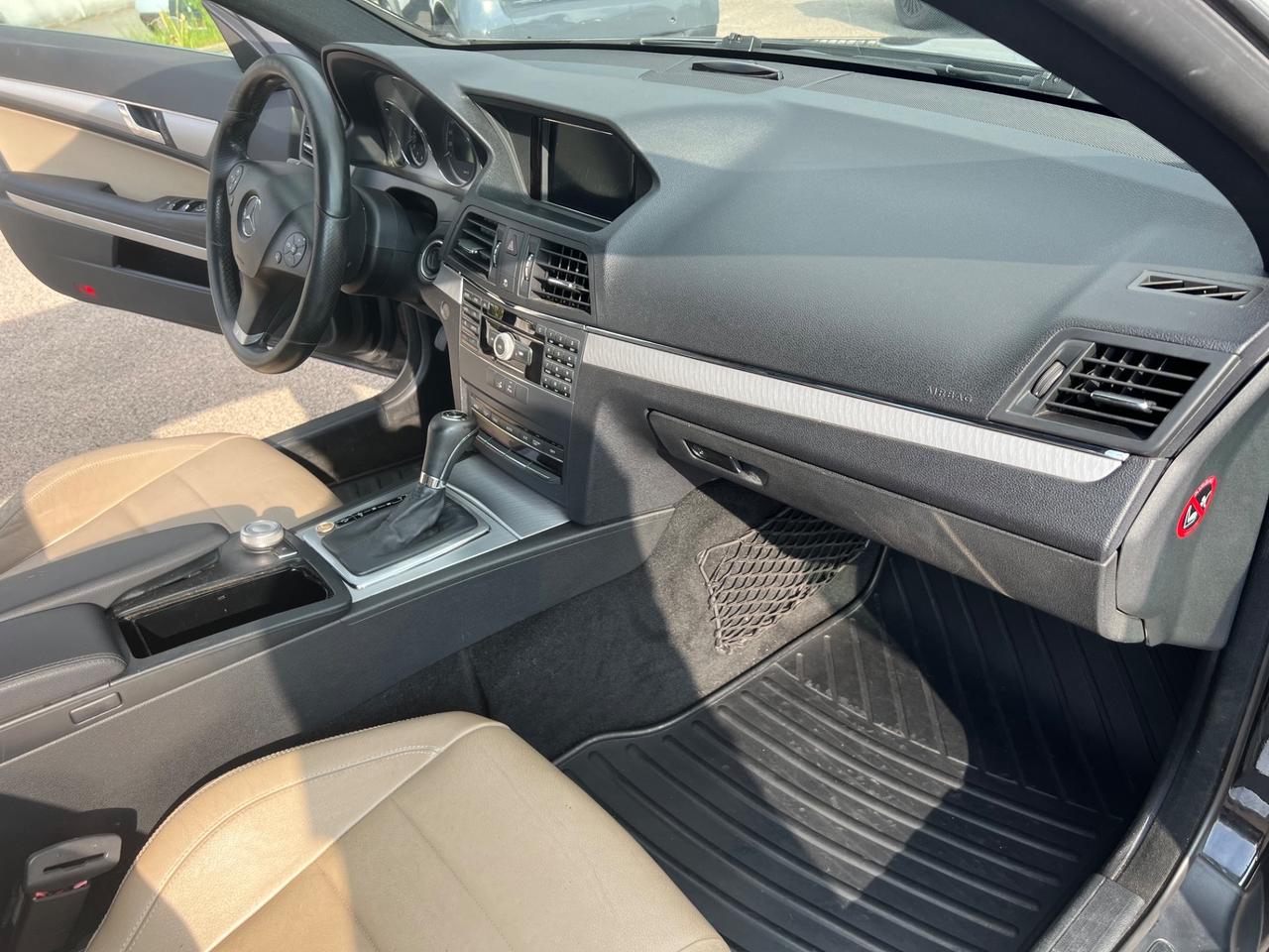 Mercedes-benz E 250 E 250 CDI Coupé BlueEFFICIENCY Avantgarde