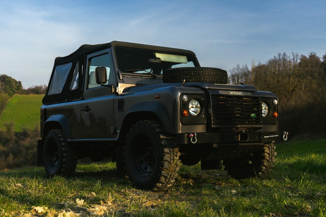 Land Rover Defender Cabriolet Limited Edition 200 Worlwide