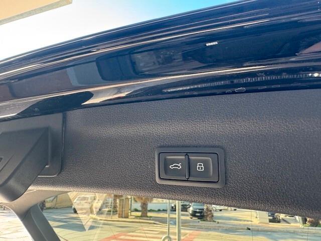 Audi A6 Avant 40 2.0 TDI MEHV ultra S tronic SLINE