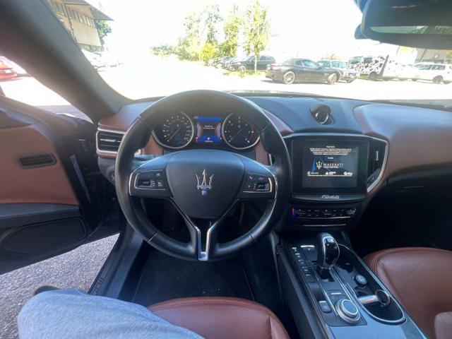 MASERATI Ghibli V6 Diesel 275 CV