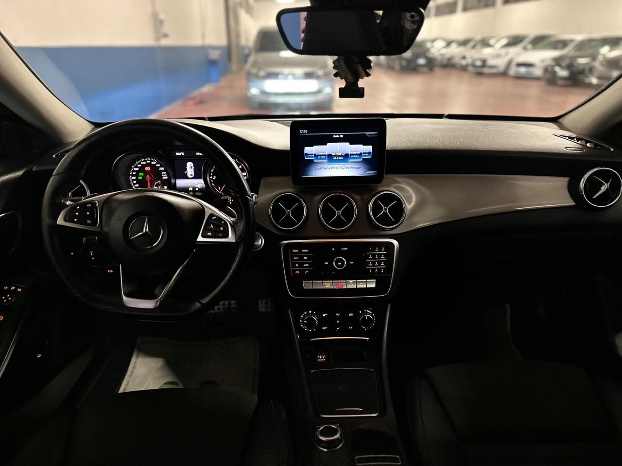 MercedesCLA 200 d 4Matic Automatic Premium/2018