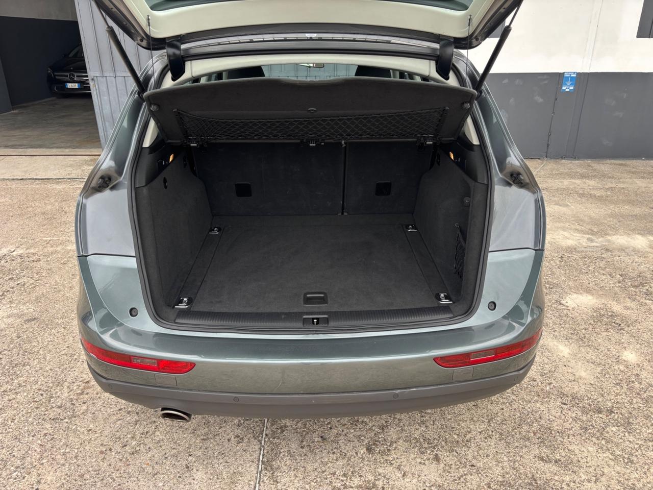 Audi Q5 2.0 TDI 177CV quattro. Garanzia 12 mesi