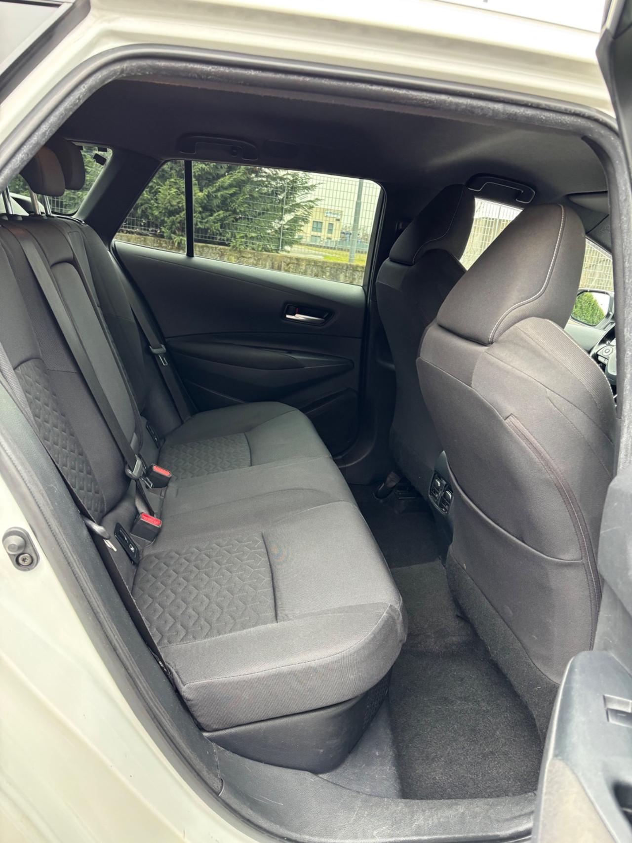 Toyota Corolla Touring Sports 1.8 Hybrid Active