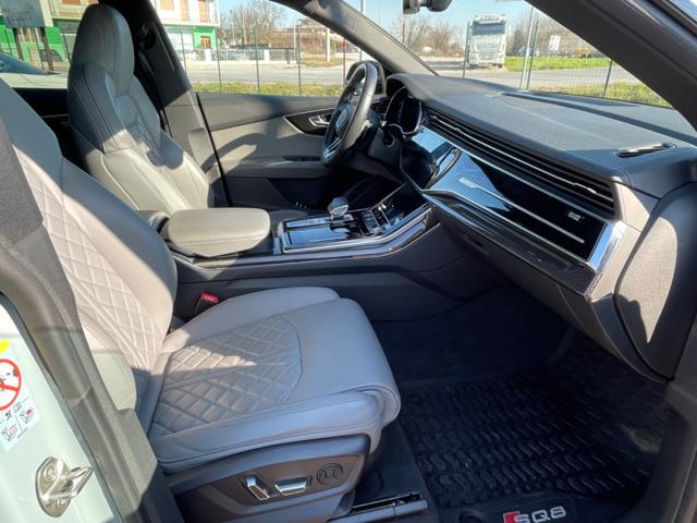 AUDI SQ8 TFSI quattro tiptronic sport attitude