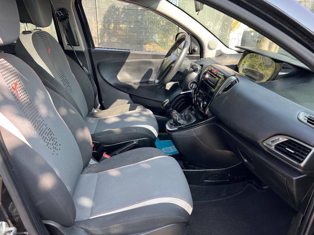 LANCIA - Ypsilon - 1.3 MJT 16V 95 CV 5 porte S&S Elefantino