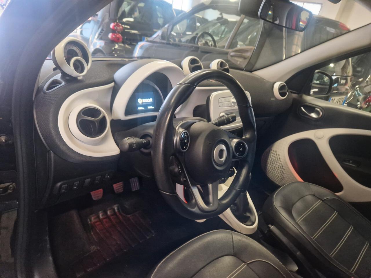 ForFour prime pelle full led garanzia